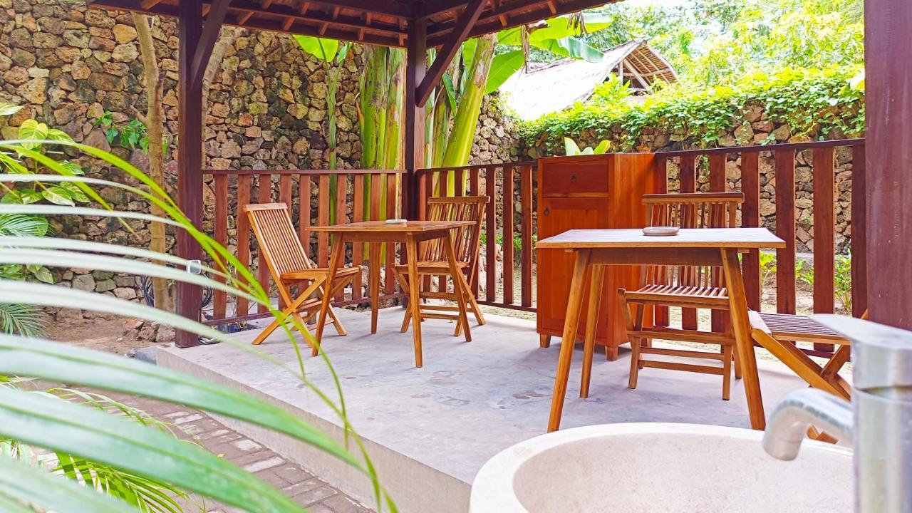 Hotel Dalai Tropical à Kuta  Extérieur photo