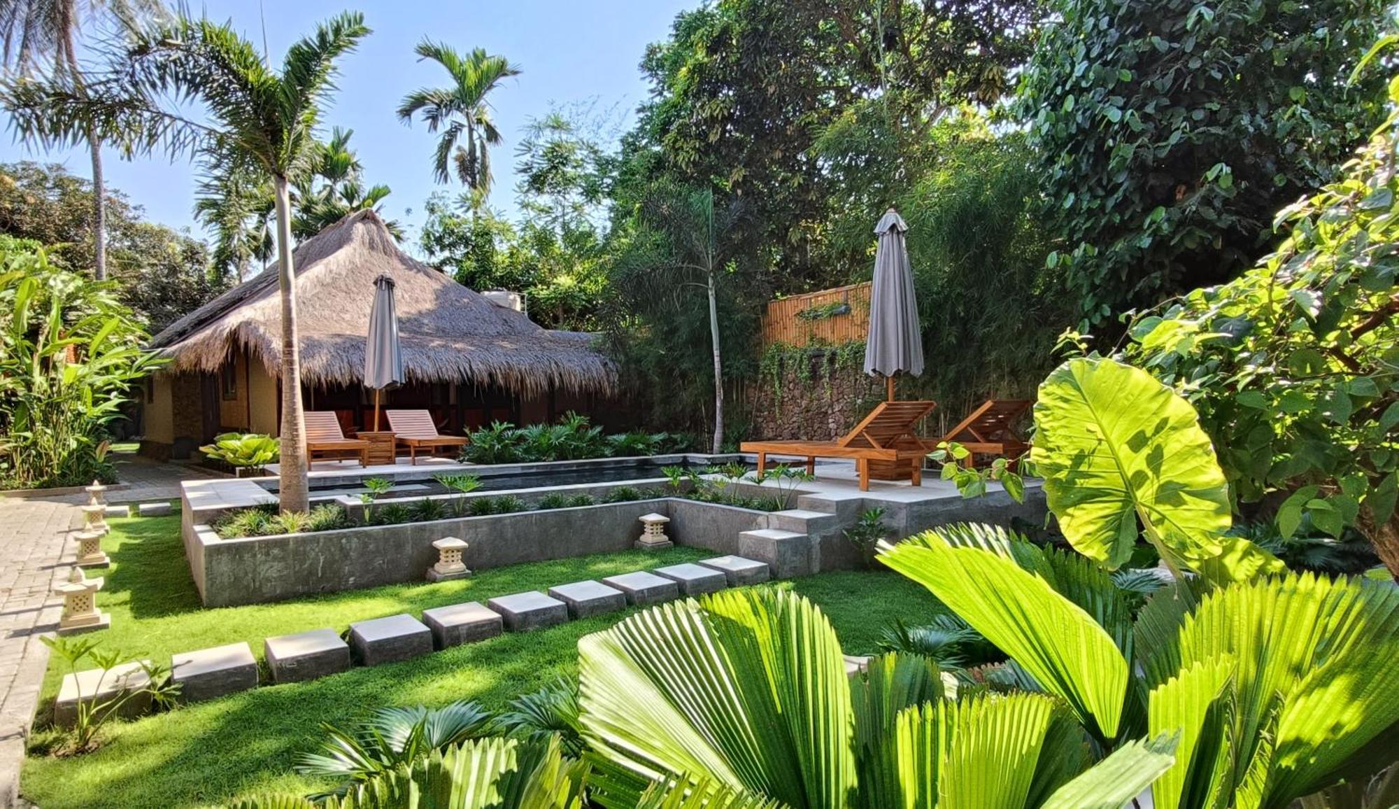 Hotel Dalai Tropical à Kuta  Extérieur photo