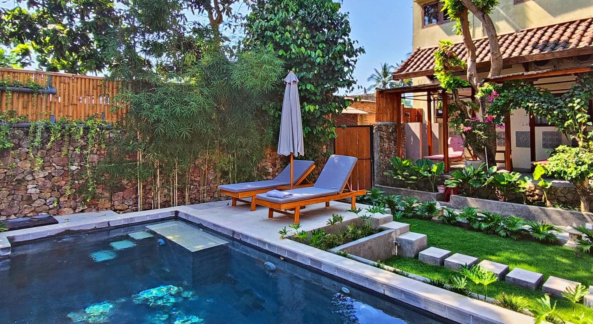 Hotel Dalai Tropical à Kuta  Extérieur photo